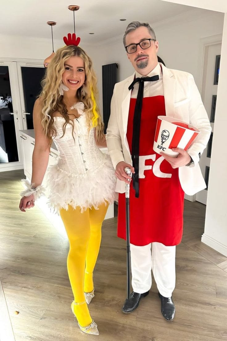 23 Last Minute Halloween Costumes for Couples You Can Throw Together Tonight