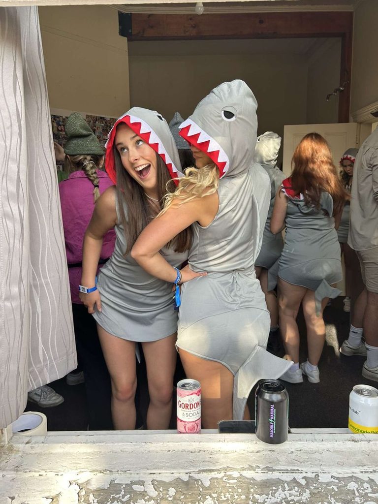 22 Hottest College Halloween Costumes That Actually Get Photographed (and Actually Survive the Party)