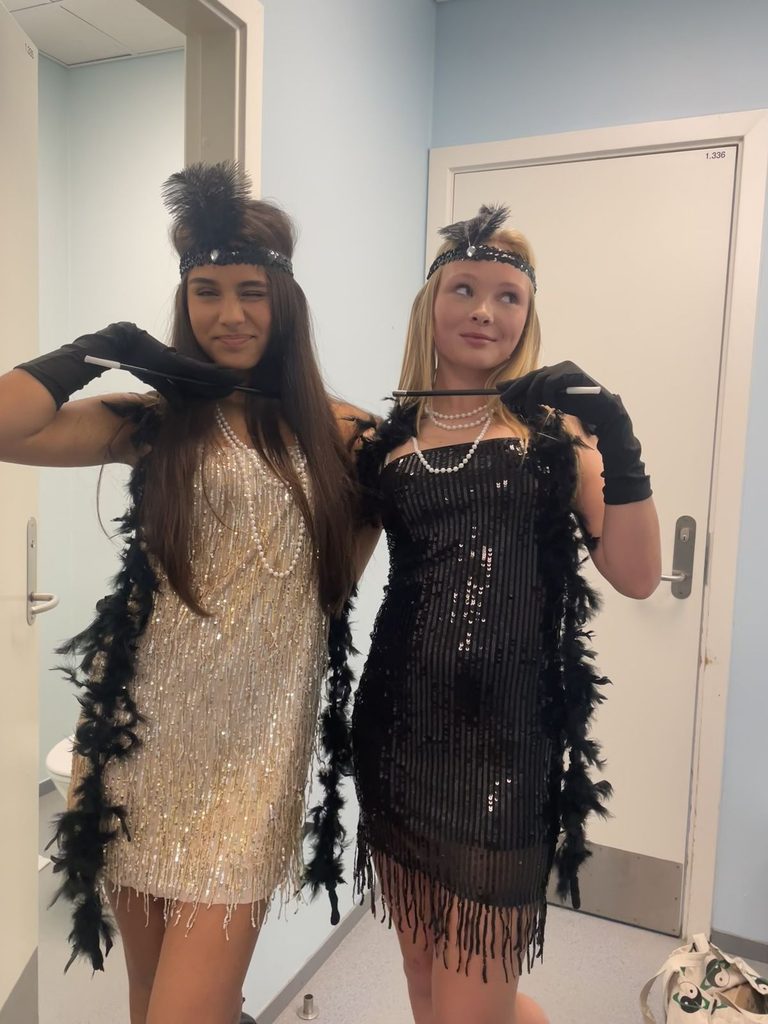 17 Halloween Costumes for Dirty Blonde Hair That Actually Work With Your Color (No Wig Required)
