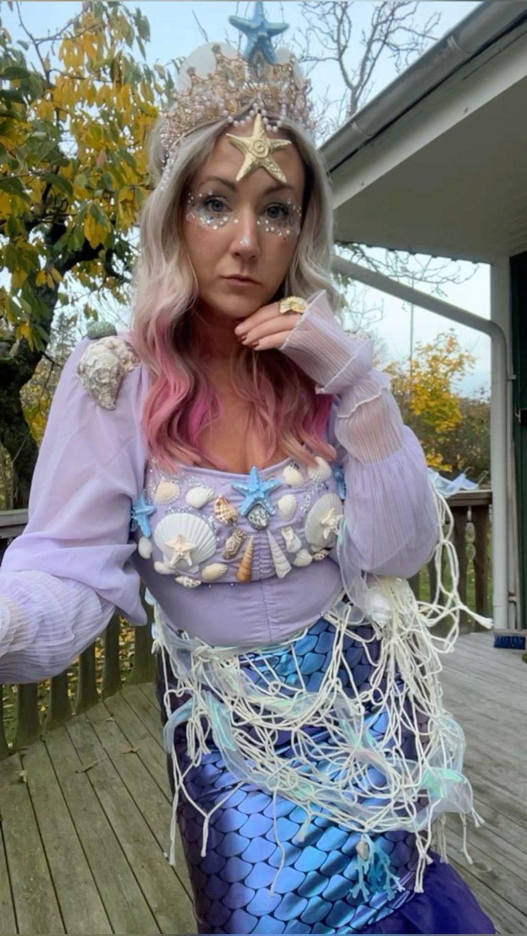 18 Halloween Costumes for Women Over 40 That Are Actually Comfortable, Flattering, and Not a Costume-Shop Disappointment