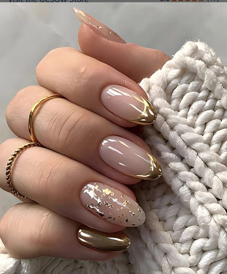 17 November Nail Designs That Actually Work When It’s Cold and You’re Broke From Halloween