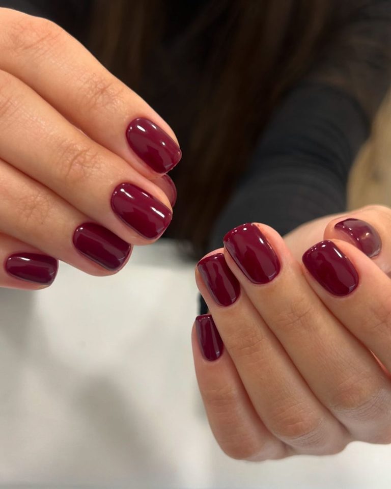 21 Fall Nails I’m Actually Wearing This Season (And the 3 I’d Skip)